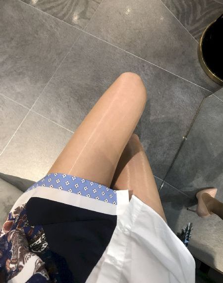 按摩师偷拍病人裸体_高清电影-免费完整版